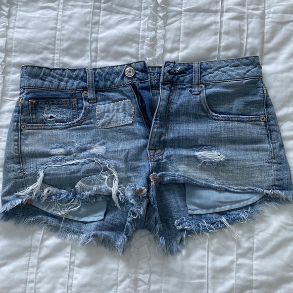 American Eagle High-Rise Shortie - Picture 2 of 3